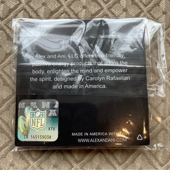 Alex and Ani Giants Bracelet - Picture 6 of 6